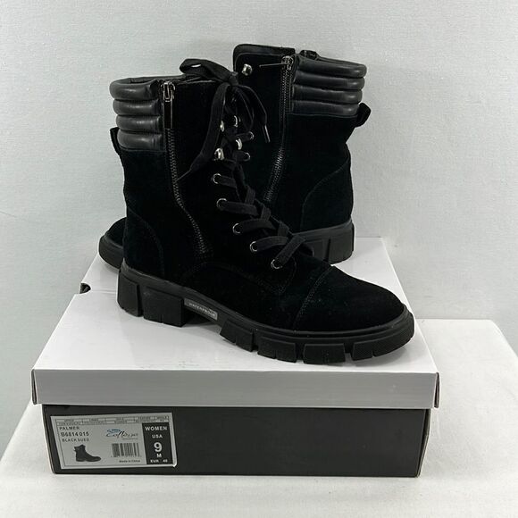 Aqua College Palmer Waterproof Booties- Black Suede- Size 9 M- NIB - Picture 1 of 7